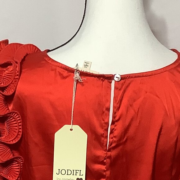 JODIFL-WOMENS RED SILK STATEMENT RUFFLE SLEEVE TOP SIZE NWT-SIZE 1X - Picture 2 of 7